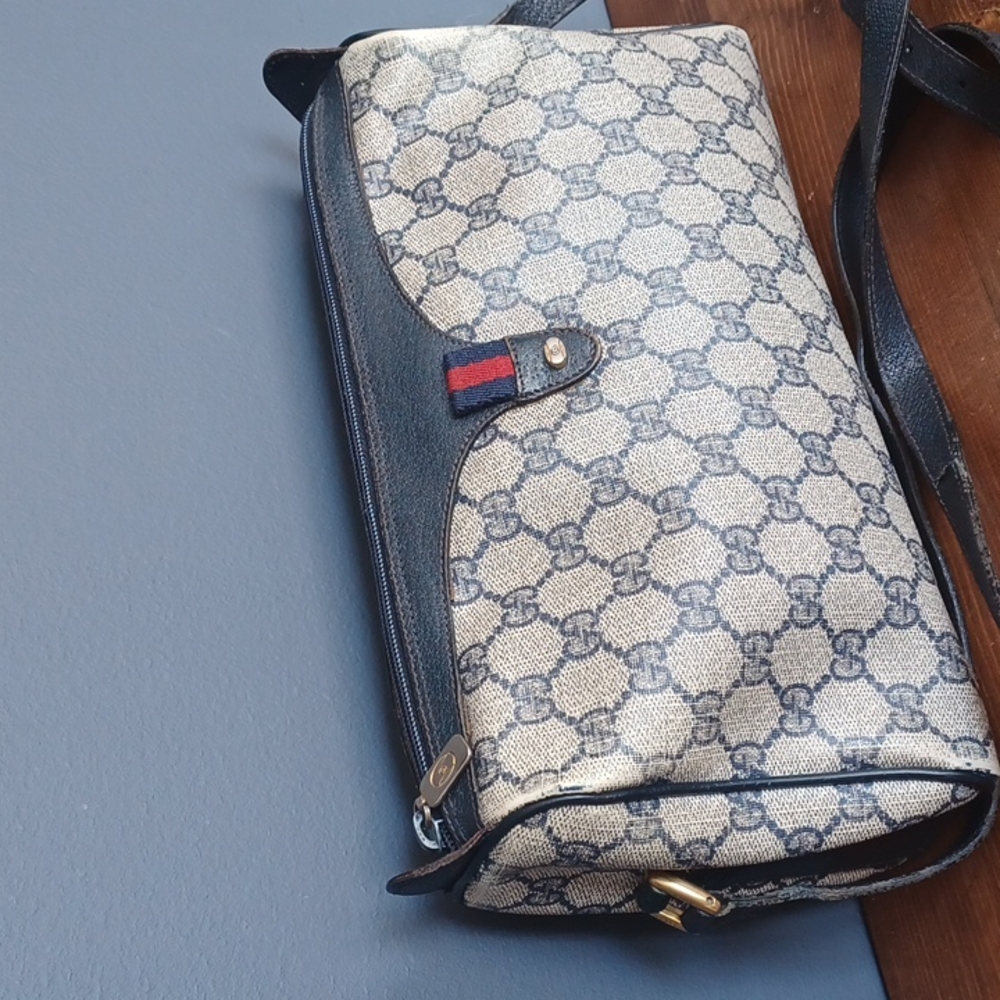 Gucci  Vintage  crossbody